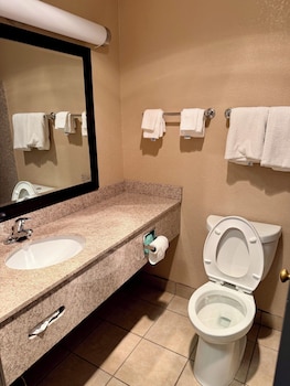 Standard Room, 2 Queen Beds