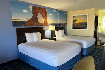 Room, 2 Queen Beds, Non Smoking