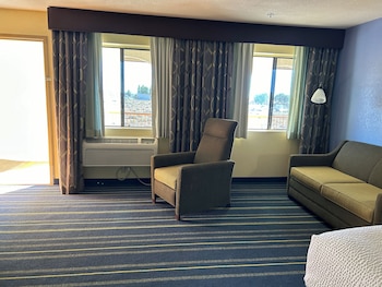 Studio Suite, 1 King Bed, Non Smoking