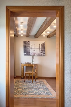 Suite, Canal View (Grand Canal)