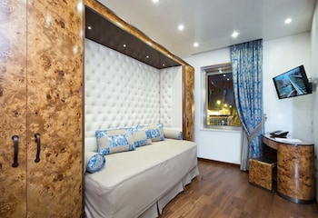 Deluxe Single Room, City View