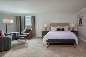 Premium Room, 1 King Bed with Sofa bed, Corner (Pure)