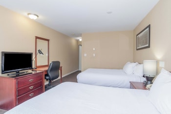 Standard Suite, Multiple Beds