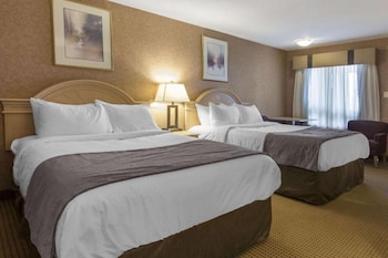 Jacuzzi Suite, Two Queen Beds