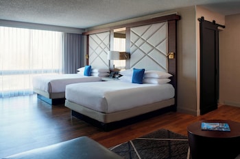 Club Room, 2 Queen Beds