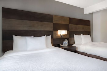 Room, 2 Queen Beds, Non Smoking