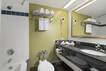 Room, 1 King Bed, Non Smoking (Upper Floor)