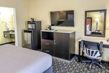 Room, 1 King Bed, Non Smoking (Upper Floor)