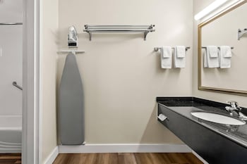 Room, 2 Twin Beds, Non Smoking (Upper Floor)