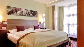 Standard Double Room, 1 King Bed