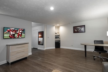 Superior Room, 1 King Bed, Non Smoking (2 Room)