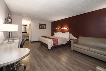 Suite, 1 King Bed, Non Smoking, Jetted Tub