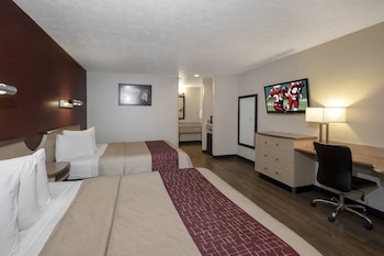 Suite, 2 Queen Beds, Non Smoking, Jetted Tub
