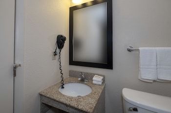 Deluxe Room, 1 Queen Bed, Accessible, Non Smoking (Roll-In Shower)