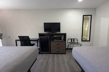Room, 2 Queen Beds, Non Smoking