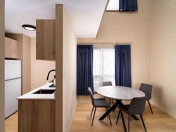 Cambridge Loft