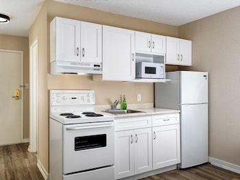 Standard Room, 2 Queen Beds (Newcastle) with Kitchen