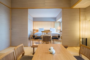 Waraku Suite Twin