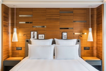 Prestige Suite King, Executive Lounge Access, High Floor