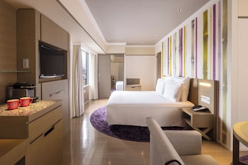 Junior Suite, 1 King Bed
