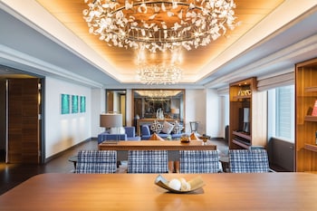 Imperial Suite King, Executive Lounge Access, High Floor