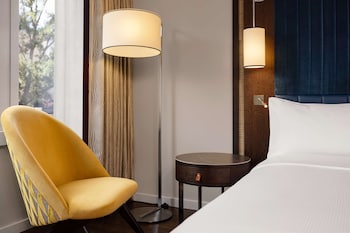 Room, 1 King Bed, Accessible