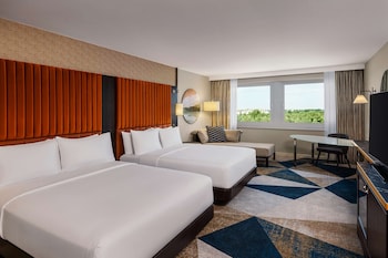 Executive Room, Multiple Beds (Waterfront)