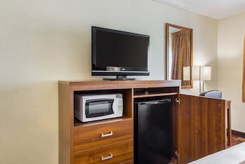Suite, 1 King Bed, Non Smoking