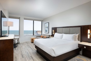 Room, 1 King Bed (Premium View)