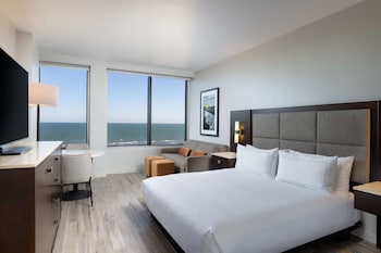 Room, 1 King Bed, Accessible