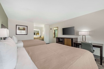 Room, 2 Queen Beds, Non Smoking