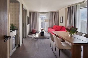 Suite, 1 Bedroom, City View