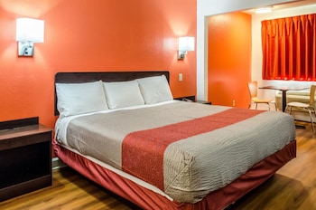 Standard Suite, 1 King Bed, Accessible, Non Smoking