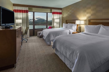 Room, 2 Queen Beds, Sea View
