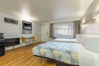 Standard Room, 2 Double Beds, Non Smoking, Refrigerator & Microwave