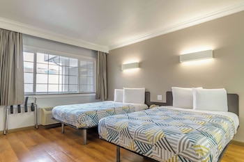 Standard Room, 2 Double Beds, Non Smoking, Refrigerator & Microwave