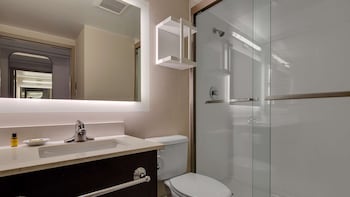 Standard Room, 1 King Bed, Non Smoking, Refrigerator & Microwave (with Sofabed)
