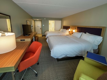 Studio, 2 Queen Beds