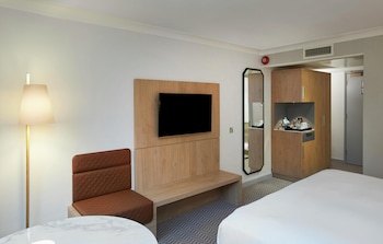 Deluxe Room, 1 King Bed