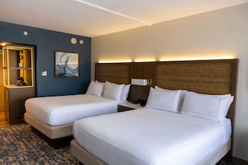 Room, 2 Queen Beds