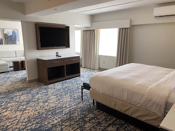 Junior Suite, 1 King Bed