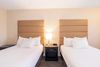 Standard Room, 2 Double Beds