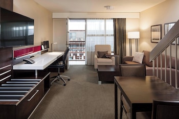 Club Suite, 1 Bedroom (View)