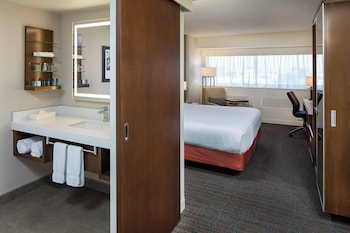 Premium Room, 1 King Bed