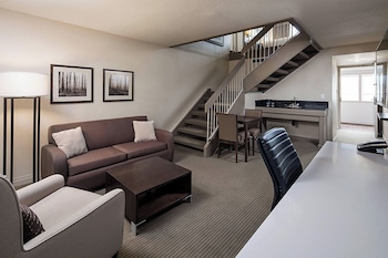 Club Suite, 1 Bedroom (View)