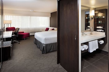 Premium Room, 1 King Bed