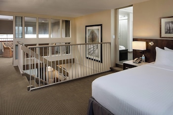 Club Suite, 1 Bedroom (View)