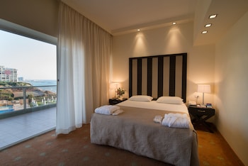 Superior Room, Balcony, Pool View
