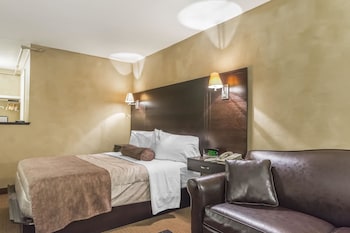 Standard Room, 1 Queen Bed with Sofa bed, Non Smoking
