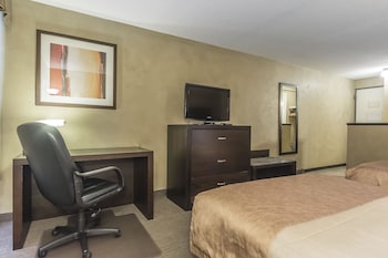 Standard Double Room, 2 Double Beds, Non Smoking